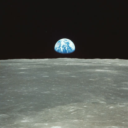 600px-nasa-apollo8-dec24-earthrise1